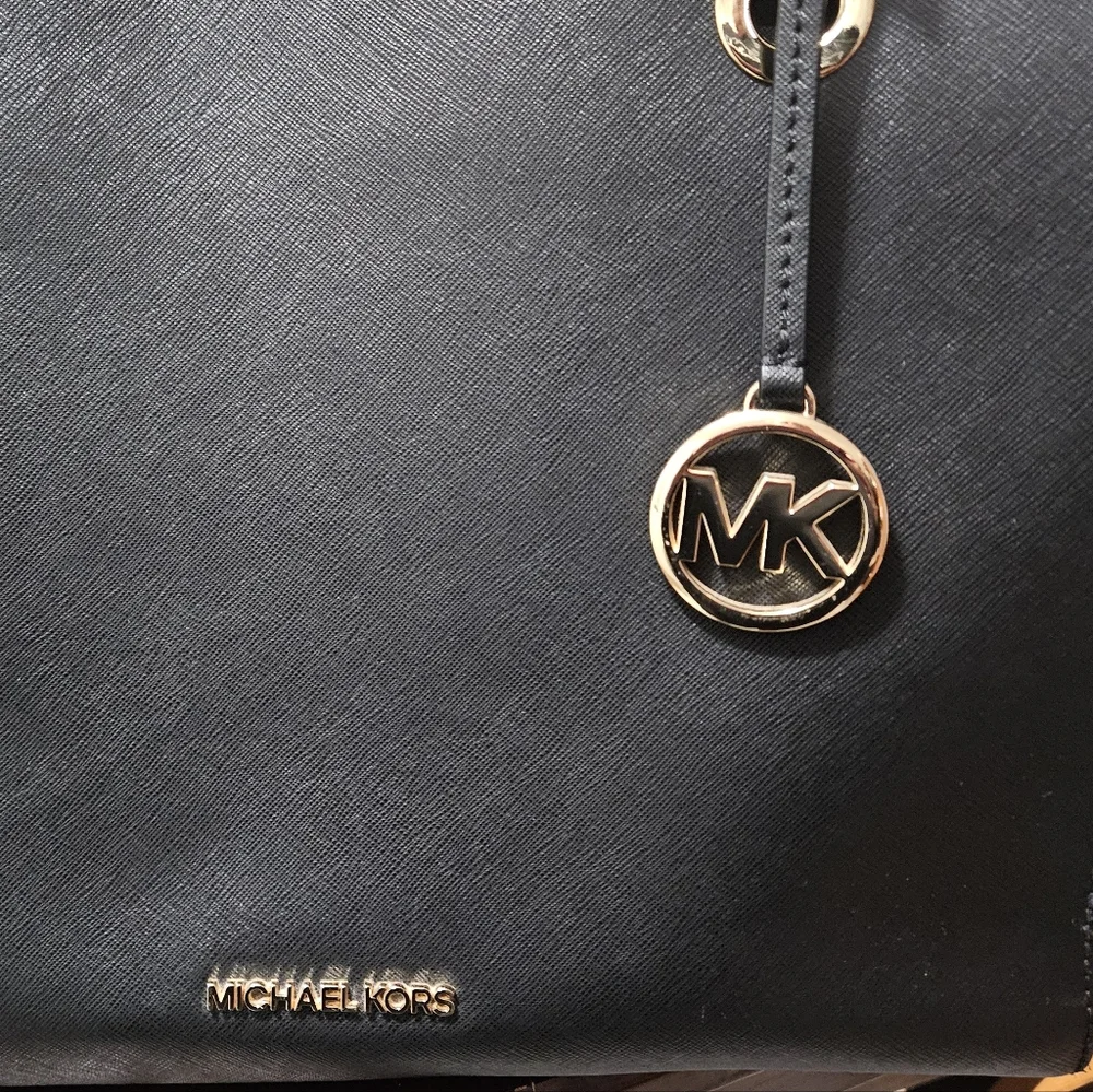 Michael Kors Black Tote Bag - Picture 4 of 8